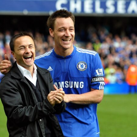 Dennis Wise and Jay Spearing Face Off in Tense Legends Game Moment