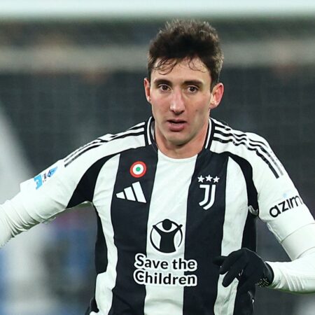 Liverpool Eyeing Juventus Star Cambiaso as Potential Alexander-Arnold Replacement