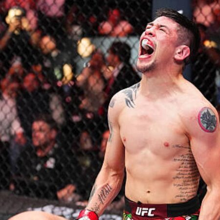 Moreno expects to fight Pantoja at UFC 320