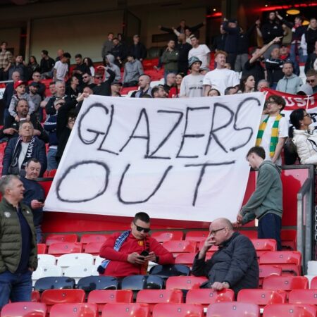 Loyal Man Utd Fan Loses Seat After 45 Years