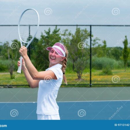 Young German Tennis Player’s Bizarre Court Celebration After Victory