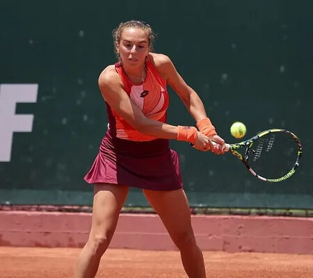 Bronzetti Records Tour-Leading Third Win Against Former/Current World No. 1