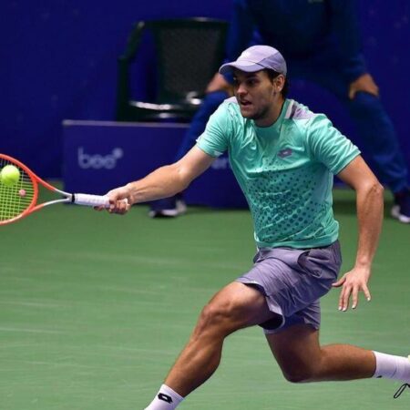 Pavel Kotov Falls in Rome Masters Qualifying