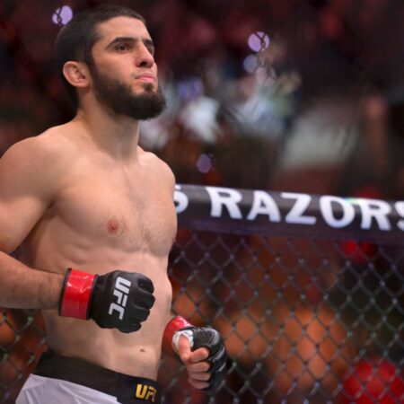 Cormier’s Wrestling Counsel for Makhachev Ahead of Della Maddalena Bout