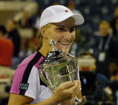 Svetlana Kuznetsova Praises Lorenzo Musetti’s Balance of Career and Family