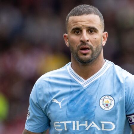 Kyle Walker lifts lid on awkward England WhatsApp group that snubbed players are forced to mute