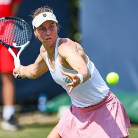 Samsonova’s First Round Match in ‘s-Hertogenbosch Halted by Rain