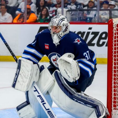 Fantasy Hockey Rankings: MacKinnon, Hellebuyck Lead the Way