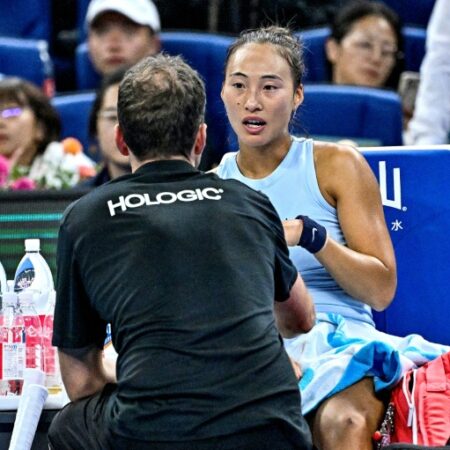 Zheng Qinwen Details Withdrawal from Beijing Match vs. Noskova
