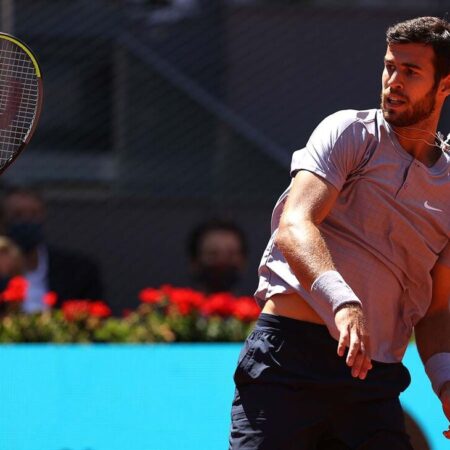 Карен Хачанов объяснил связь между поражением в одиночном разряде в Шанхае и выступлением в паре