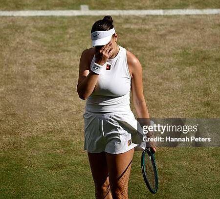 “I Like It Here”: Amanda Anisimova Shares First Photos from Australia