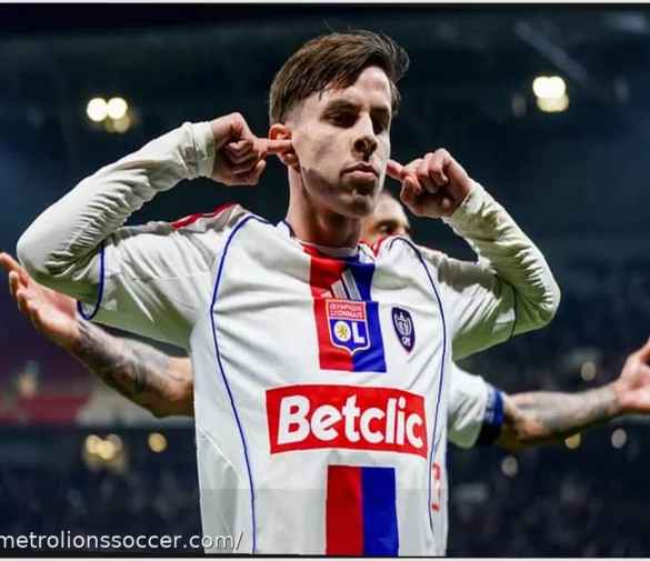 OL Secures Rising Star Rémi Himbert with First Professional Contract