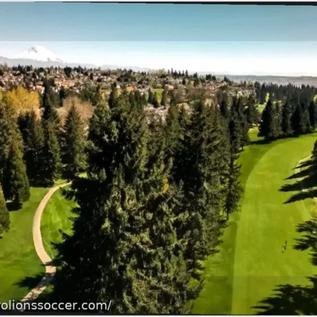 Cedar Irons Golf Club: Возрождение Классики Такомы