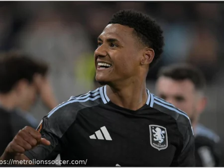 Дубль Уоткинса приблизил Астон Виллу к полуфиналу Лиги Европы